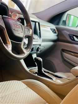 GMC Acadia